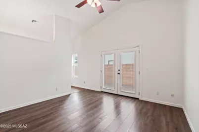 7848 N Roundstone Drive, Tucson, AZ 85741 - Photo 13