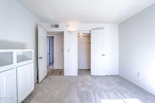 153 E Los Arcos, Green Valley, AZ 85614 - Photo 17