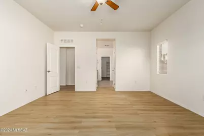 7104 W Amber Burst Court, Tucson, AZ 85743 - Photo 9