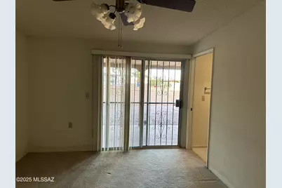 332 W Via Bacanora, Green Valley, AZ 85614 - Photo 9