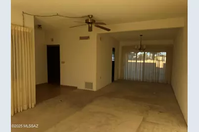 332 W Via Bacanora, Green Valley, AZ 85614 - Photo 3