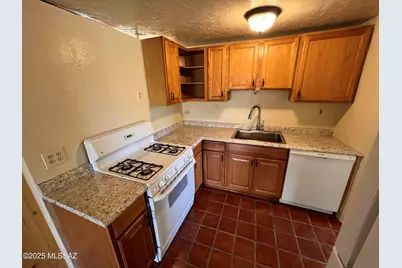 3130 W Rock Hill Road #39, Tucson, AZ 85745 - Photo 7