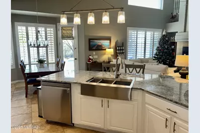 8552 N Moonfire Drive, Tucson, AZ 85743 - Photo 19