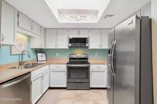 566 W Ocotillo Pl, Green Valley, AZ 85614 - Photo 11