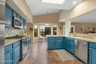 94 E Brookdale Way, Oro Valley, AZ 85755 - Photo 15