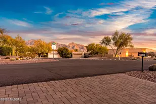 11681 N La Tanya Dr, Oro Valley, AZ 85737 - Photo 5