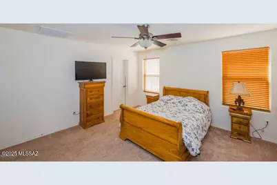7992 S Dolphin Way, Tucson, AZ 85756 - Photo 19