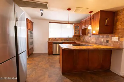 3318 W Orange Grove Road, Tucson, AZ 85741 - Photo 3