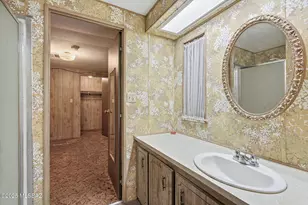 2245 W Camino Amigo, Oracle, AZ 85623 - Photo 25