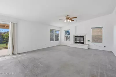 10138 E Sunrise Meadow Place, Tucson, AZ 85747 - Photo 37
