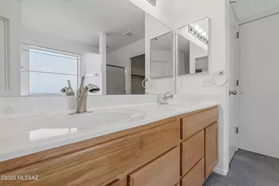 10138 E Sunrise Meadow Place, Tucson, AZ 85747 - Photo 35