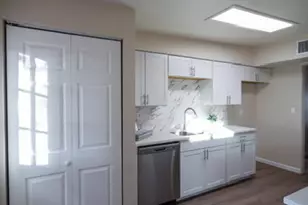 7042 E Calle Ileo, Tucson, AZ 85710 - Photo 15