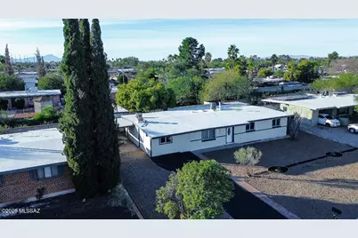 7042 E Calle Ileo, Tucson, AZ 85710 - Photo 47
