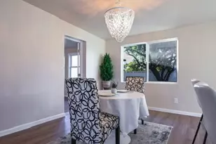 7042 E Calle Ileo, Tucson, AZ 85710 - Photo 9