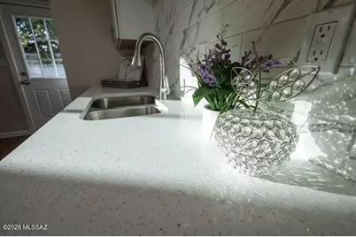 7042 E Calle Ileo, Tucson, AZ 85710 - Photo 13