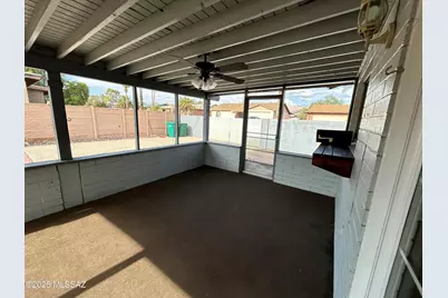 8001 N Firethorn Avenue, Tucson, AZ 85741 - Photo 37