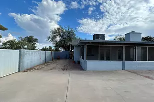 8001 N Firethorn Ave, Tucson, AZ 85741 - Photo 41