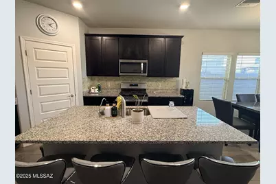 2571 W Kippy Trail, Tucson, AZ 85745 - Photo 11
