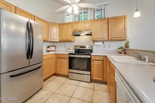 948 W Ashworth Rd, Green Valley, AZ 85614 - Photo 9