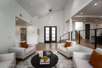 6025 E Center Village Drive, Tucson, AZ 85750 - Photo 5