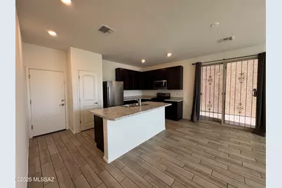 1122 E Cairn Street, Tucson, AZ 85719 - Photo 13