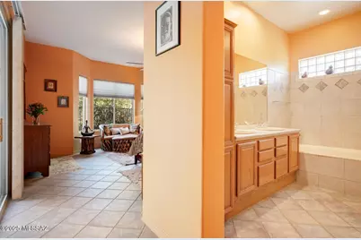 10158 E Fairway Heights Place, Tucson, AZ 85749 - Photo 17