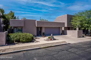 2162 E Barrett Ln, Tucson, AZ 85719 - Photo 1