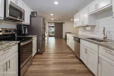 320 W Spring Valley Drive, Oro Valley, AZ 85704 - Photo 5