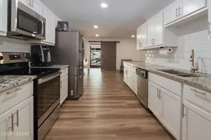 320 W Spring Valley Dr, Oro Valley, AZ 85704 - Photo 5