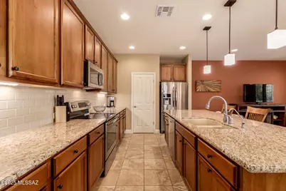 838 N Broken Hills Drive, Green Valley, AZ 85614 - Photo 23