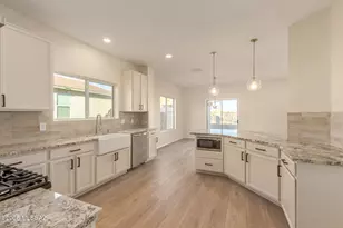 1348 W Calle Libro Del Retrato, Sahuarita, AZ 85629 - Photo 15