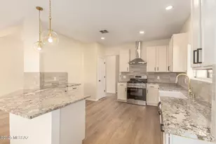 1348 W Calle Libro Del Retrato, Sahuarita, AZ 85629 - Photo 13