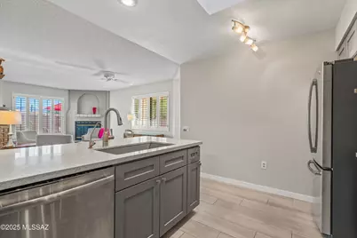 14306 N Copperstone Drive, Oro Valley, AZ 85755 - Photo 17