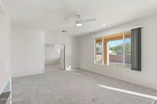 1032 E Cave Canyon Pl, Green Valley, AZ 85614 - Photo 7