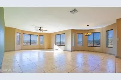 211 W Camino De Mesa, Huachuca City, AZ 85616 - Photo 7