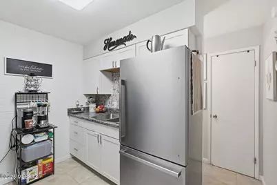 396A N Silverbell Road, Tucson, AZ 85745 - Photo 9