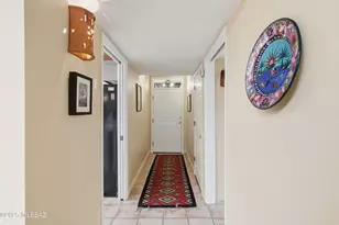 950 W Calle Del Regalo, Green Valley, AZ 85614 - Photo 3