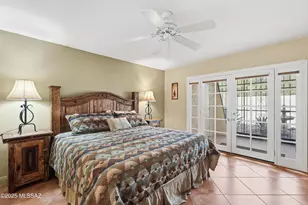 950 W Calle Del Regalo, Green Valley, AZ 85614 - Photo 19