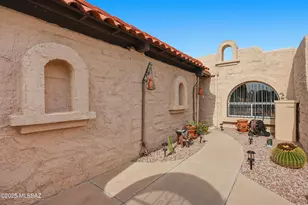 950 W Calle Del Regalo, Green Valley, AZ 85614 - Photo 29