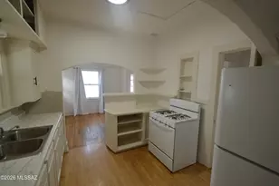 918 E 8th St, Tucson, AZ 85719 - Photo 5