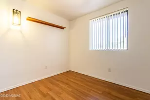 350 N Silverbell Rd, Tucson, AZ 85745 - Photo 13