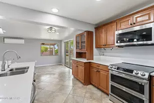 835 W Calle Dadivoso, Tucson, AZ 85704 - Photo 13