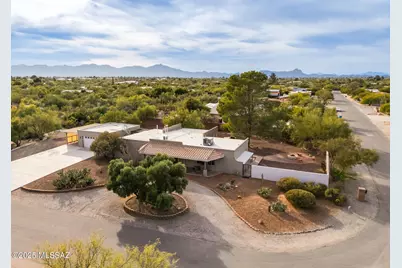 835 W Calle Dadivoso, Tucson, AZ 85704 - Photo 1