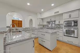 14142 N Fawnbrooke Dr, Oro Valley, AZ 85755 - Photo 11