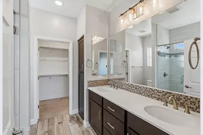 1387 E Basalt Drive, Green Valley, AZ 85614 - Photo 23