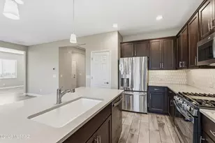 1387 E Basalt Dr, Green Valley, AZ 85614 - Photo 19