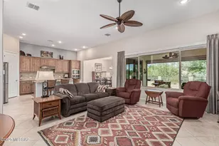 2551 E Canyon Crossing, Green Valley, AZ 85614 - Photo 13