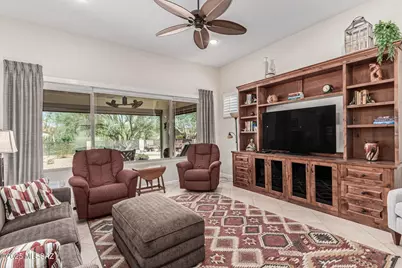 2551 E Canyon Crossing, Green Valley, AZ 85614 - Photo 11