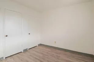 1518 E Hedrick Dr, Tucson, AZ 85719 - Photo 11