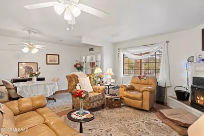 15694 N Twin Lakes Drive, Tucson, AZ 85739 - Photo 9